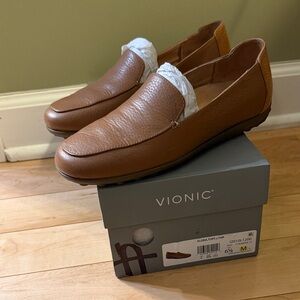 Vionic Men's Tan Leather Slip-On Loafers